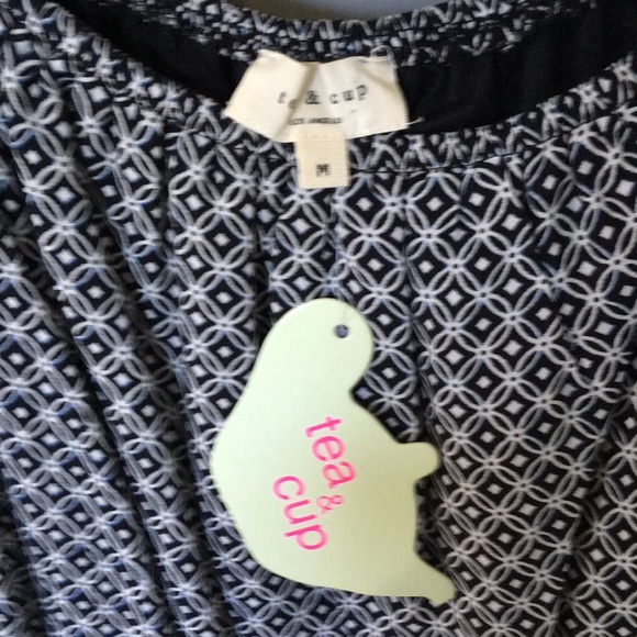 Tea & Cup romper - Picture 2 of 3